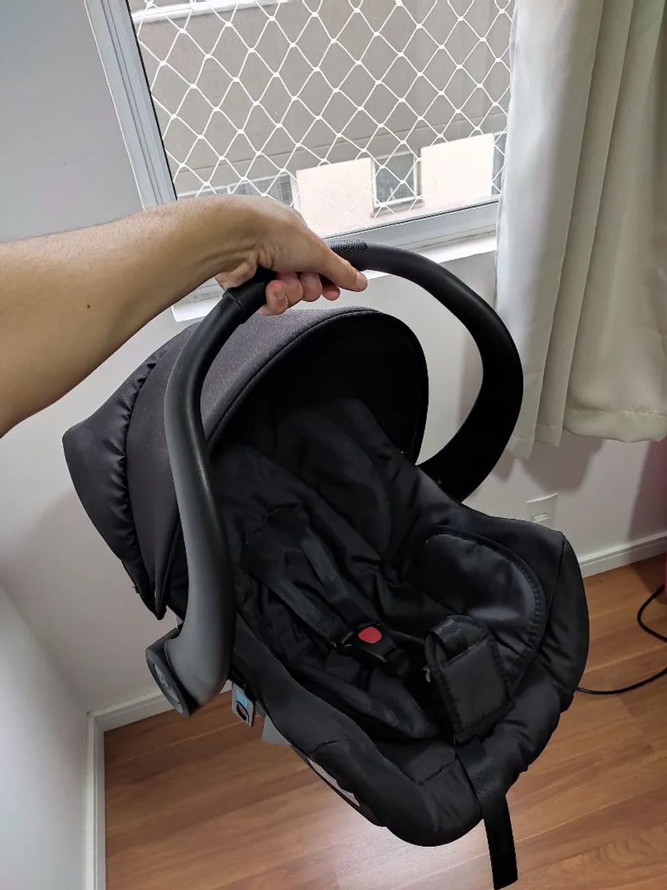 Bebê conforto usado, aceito trocas.