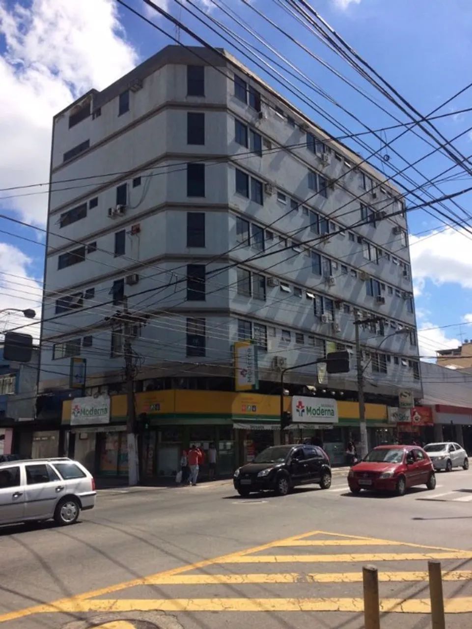 Aluga-se sala comercial no Aterrado - Volta Redonda/RJ