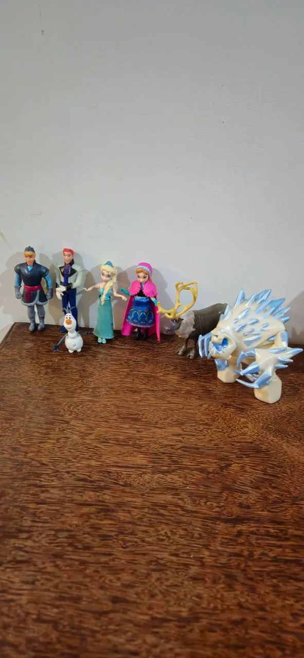 Bonecos Frozen  Disney/Mattel (7 peças) 