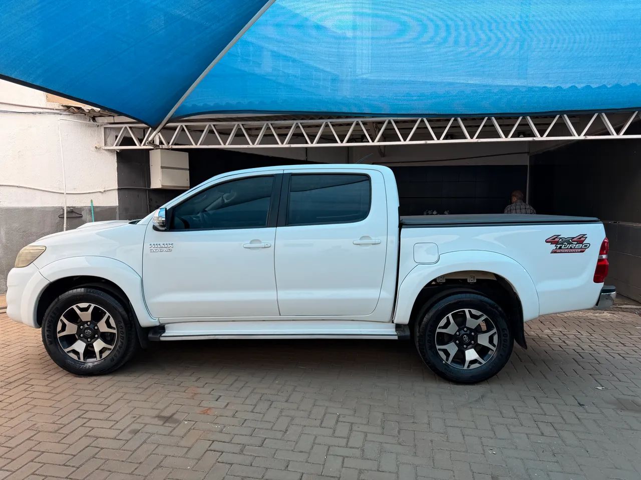 Toyota Hilux CD SRV 4X4 3.0 2013