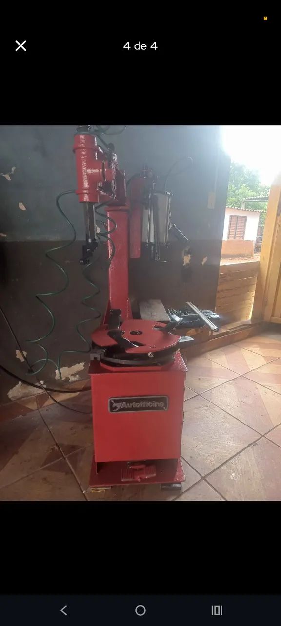 Desmontadora de pneus
