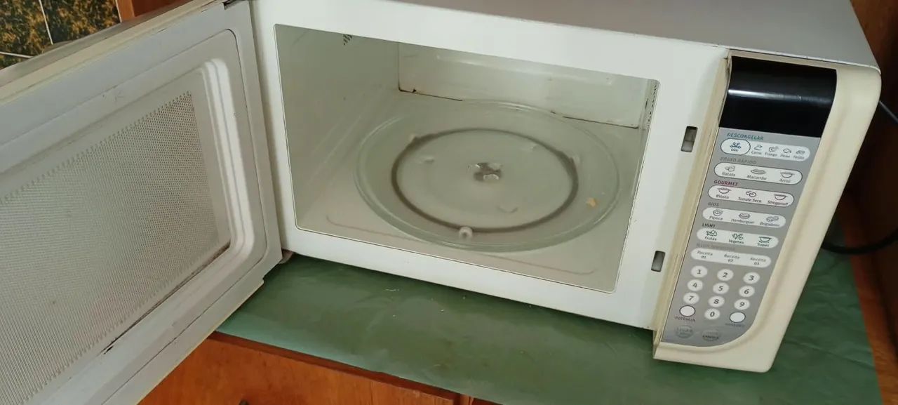 Micro-ondas Electrolux ? Funcionando Perfeitamente - Foto 2