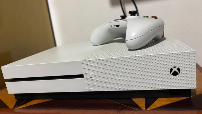 Xbox One S usado - Foto 3