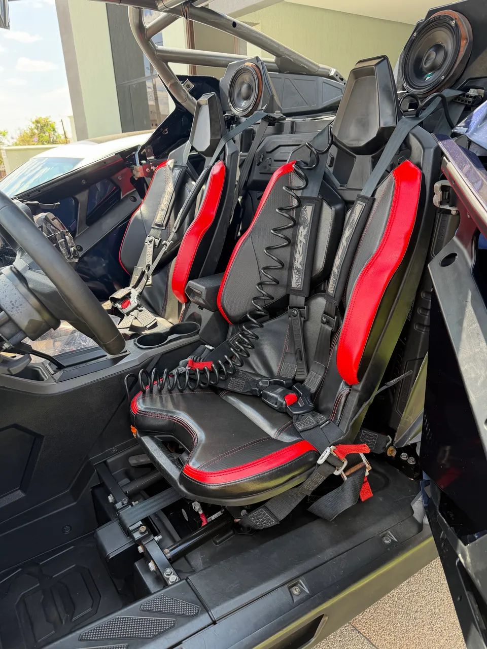 UTV Polaris Pro R  - Foto 3