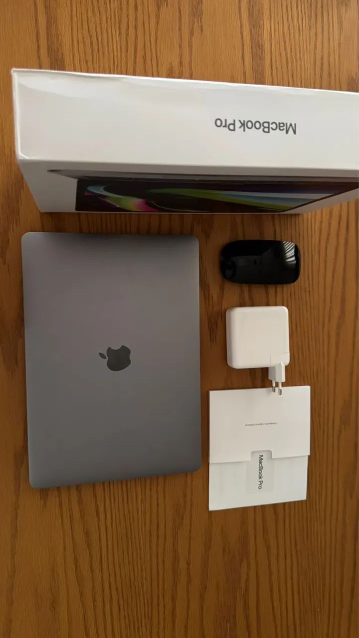MACBOOK PRO M2 
