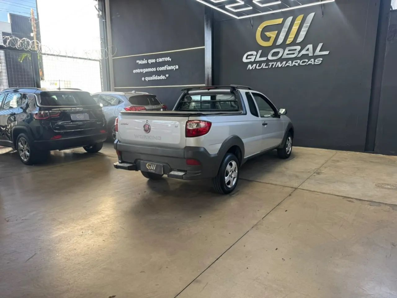 Fiat Strada 1.4 MPI Fire Flex 8V CE 2014 - Foto 4