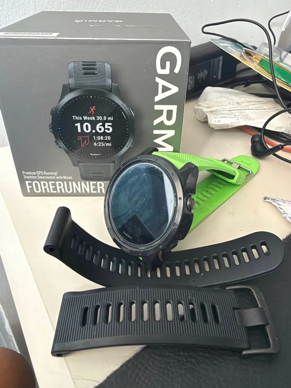 Relógio Smartwatch Garmin FR 945 Music - Foto 2