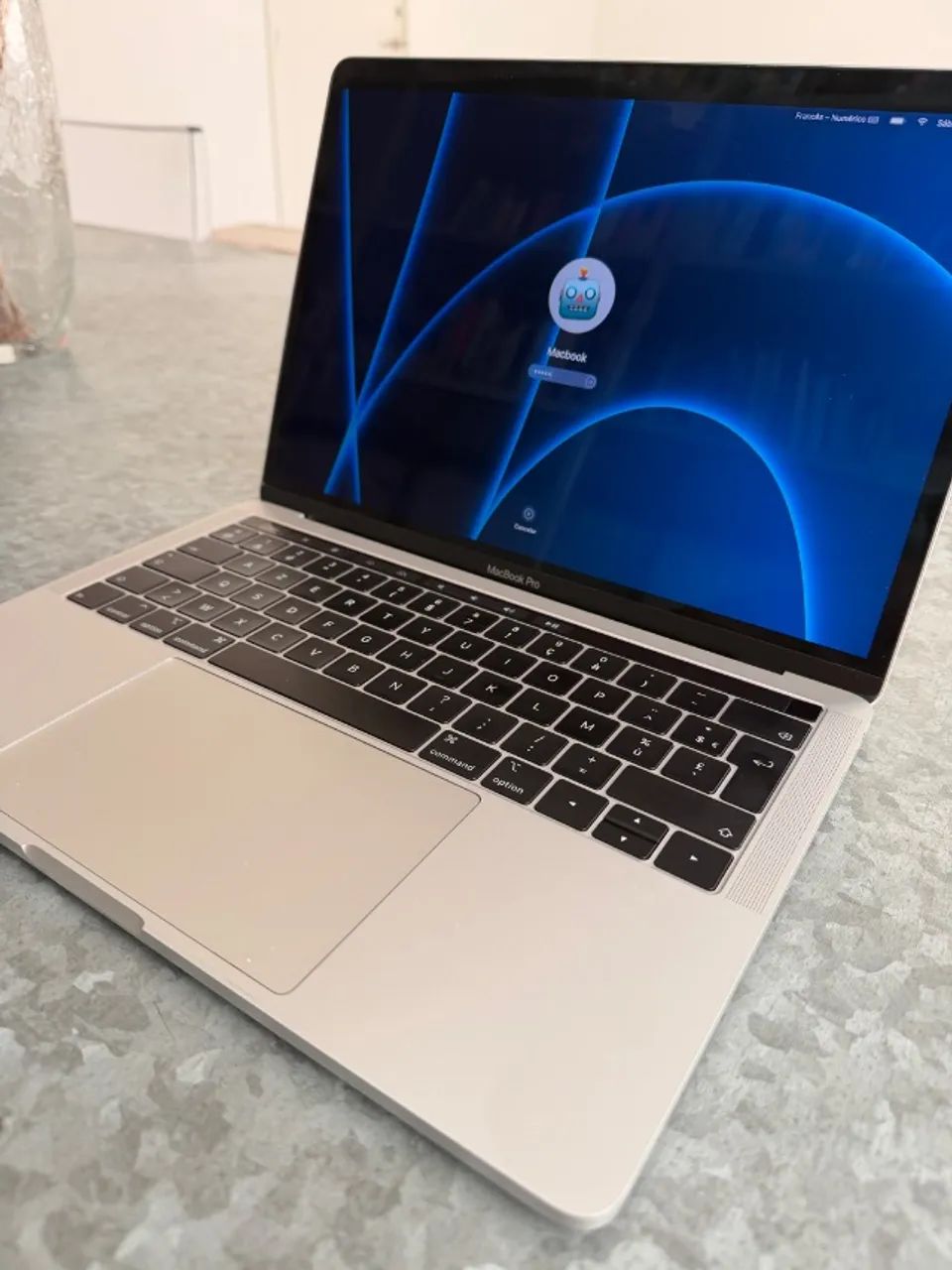 MacBook Pro 13-inch 2017 nTB i5 1TB US配列 MacBook Pro 13? 2017 i5 8GB SSD - Notebooks - Bancários, João MacBook本体