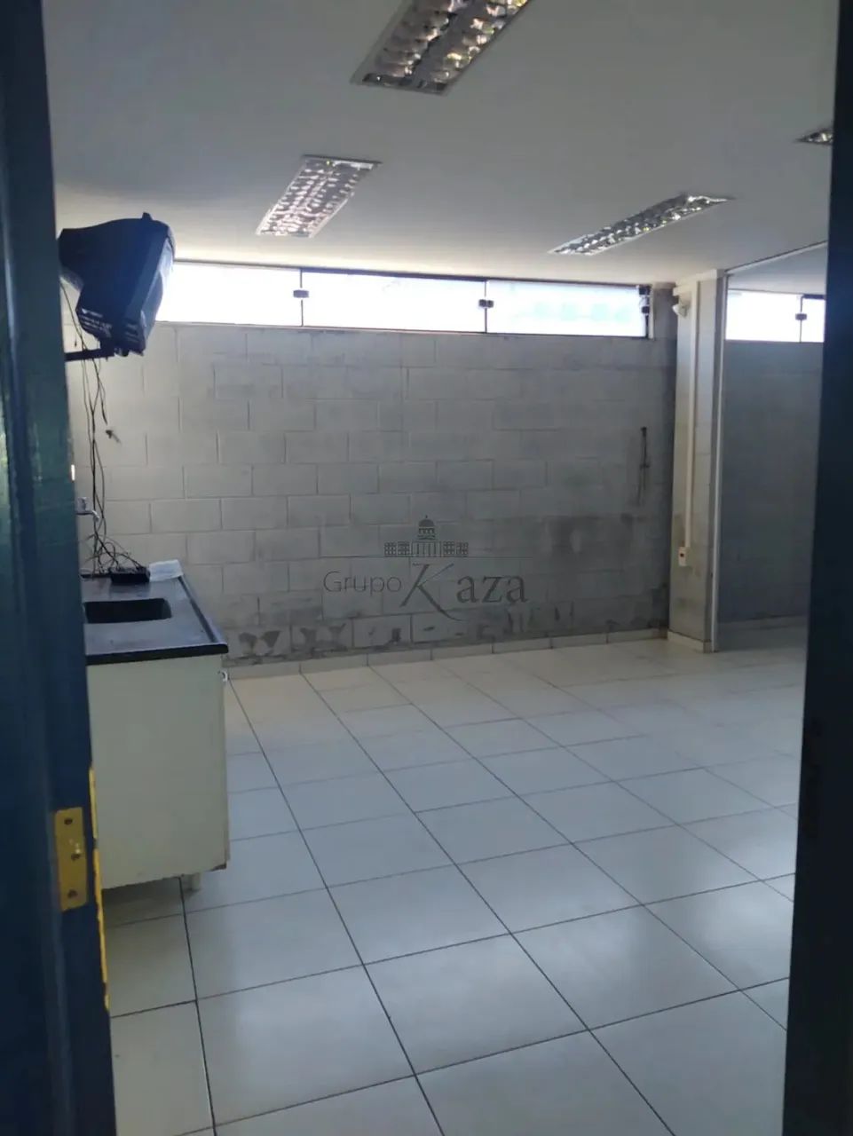Galpão Comercial - Chácaras Reunidas - 1660m². - Foto 11
