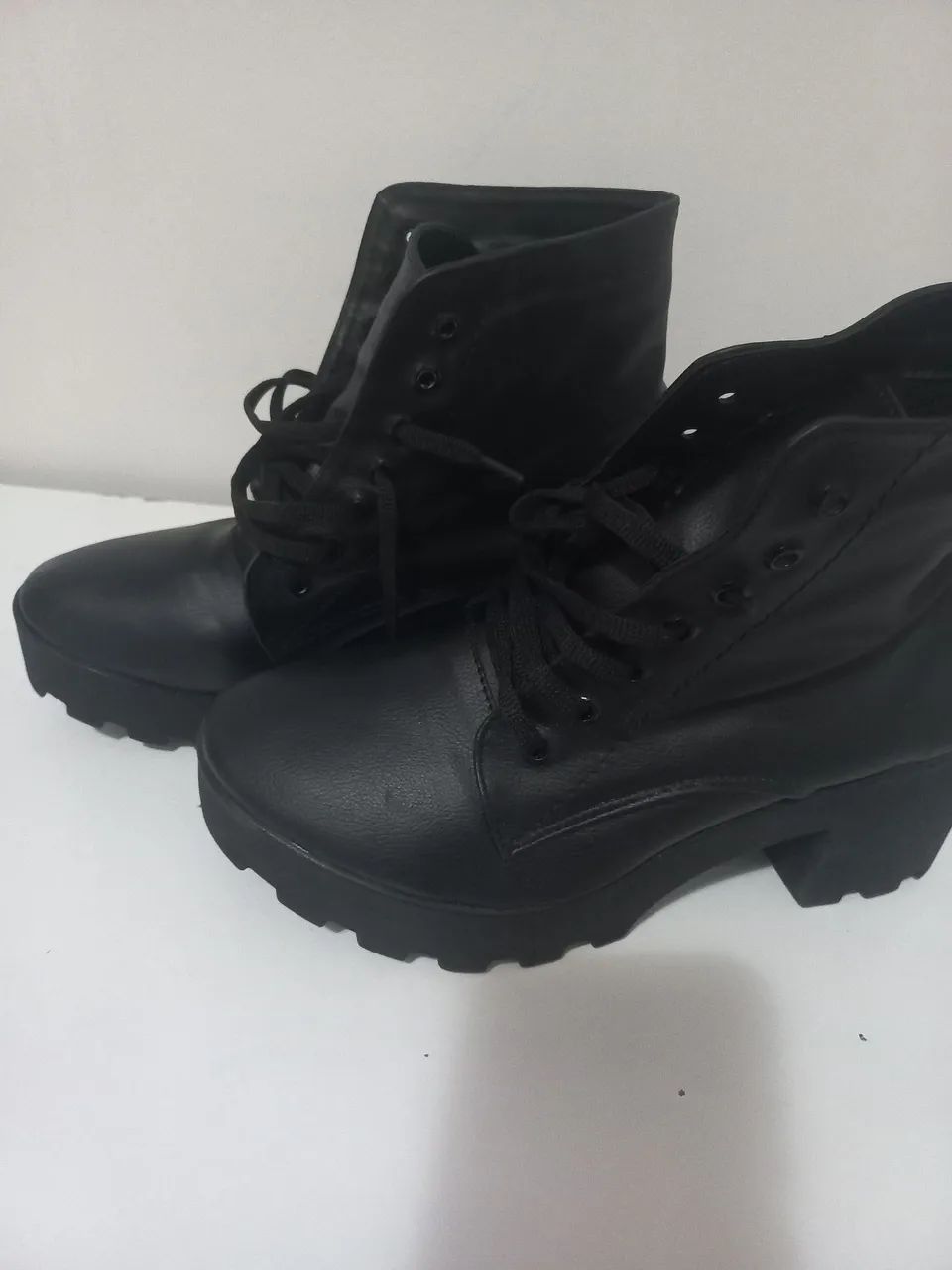 Coturno - Bota
