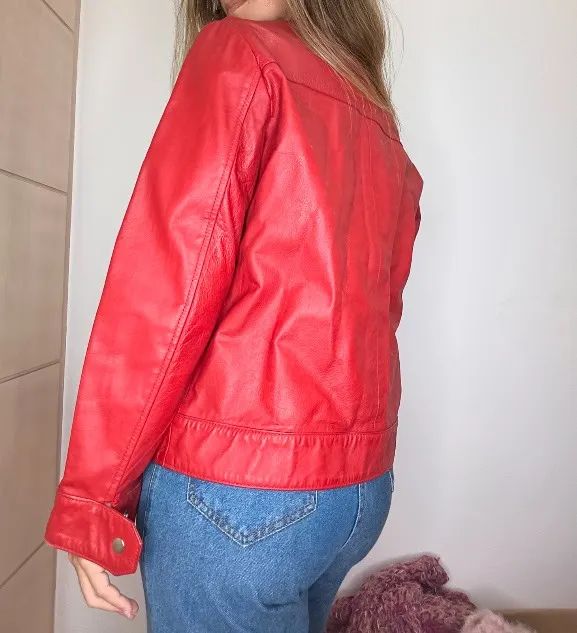 jaqueta de couro legítimo zara Tam P - Foto 4