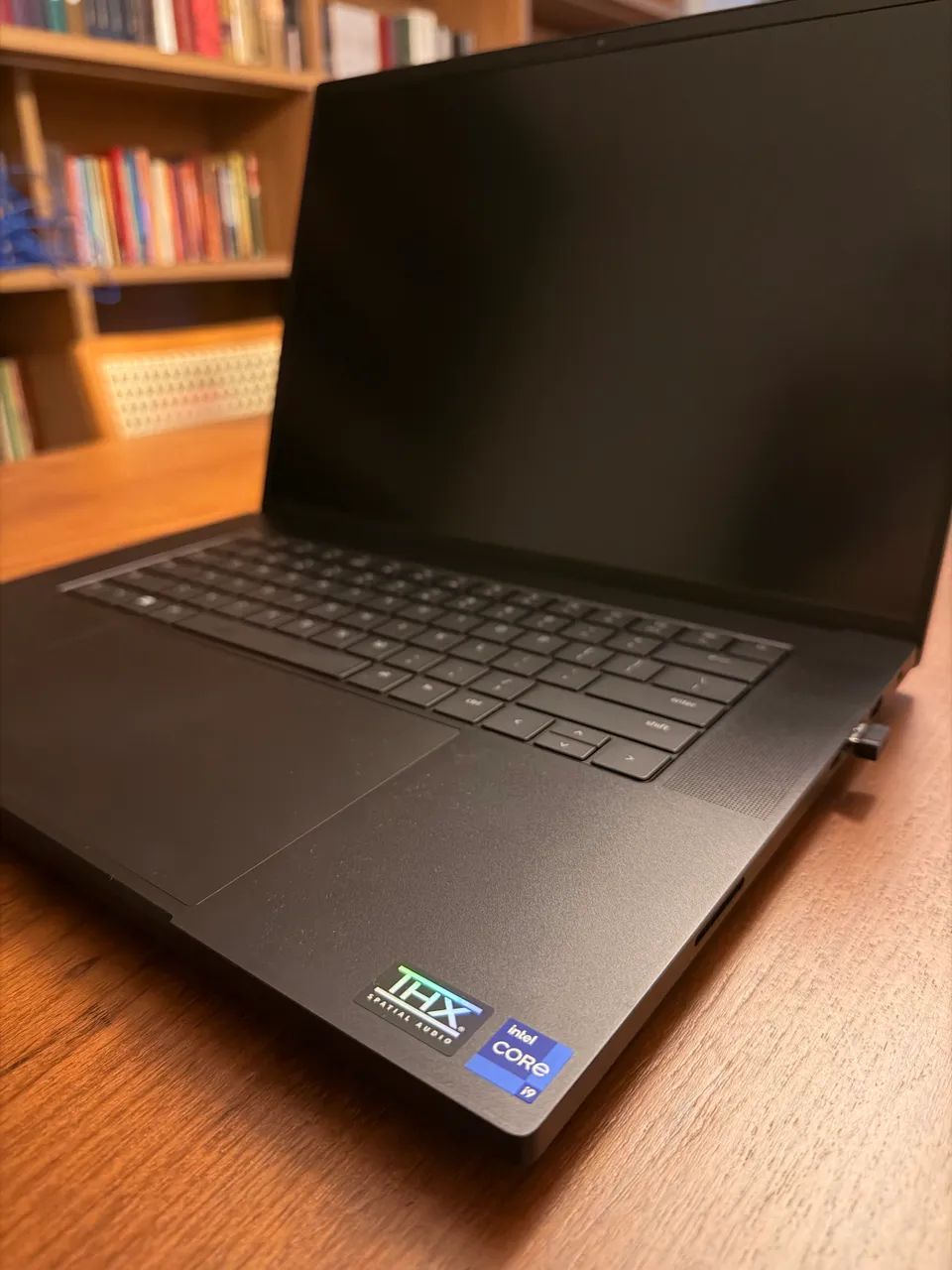 Razer Blade 16 - i9 13ª Geração | RTX 4090 | 32GB RAM | Novo - Foto 3