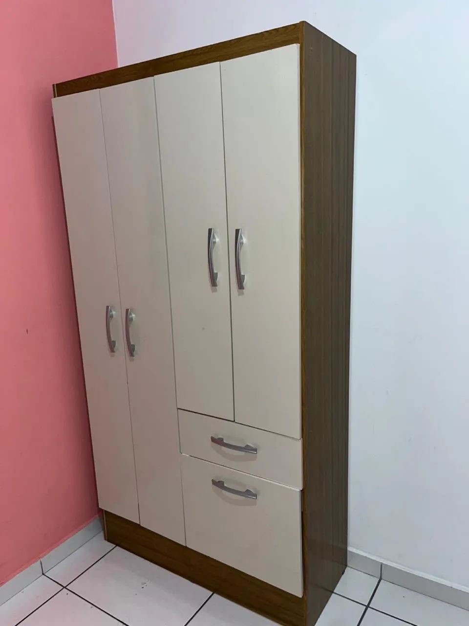 Guarda-roupa 