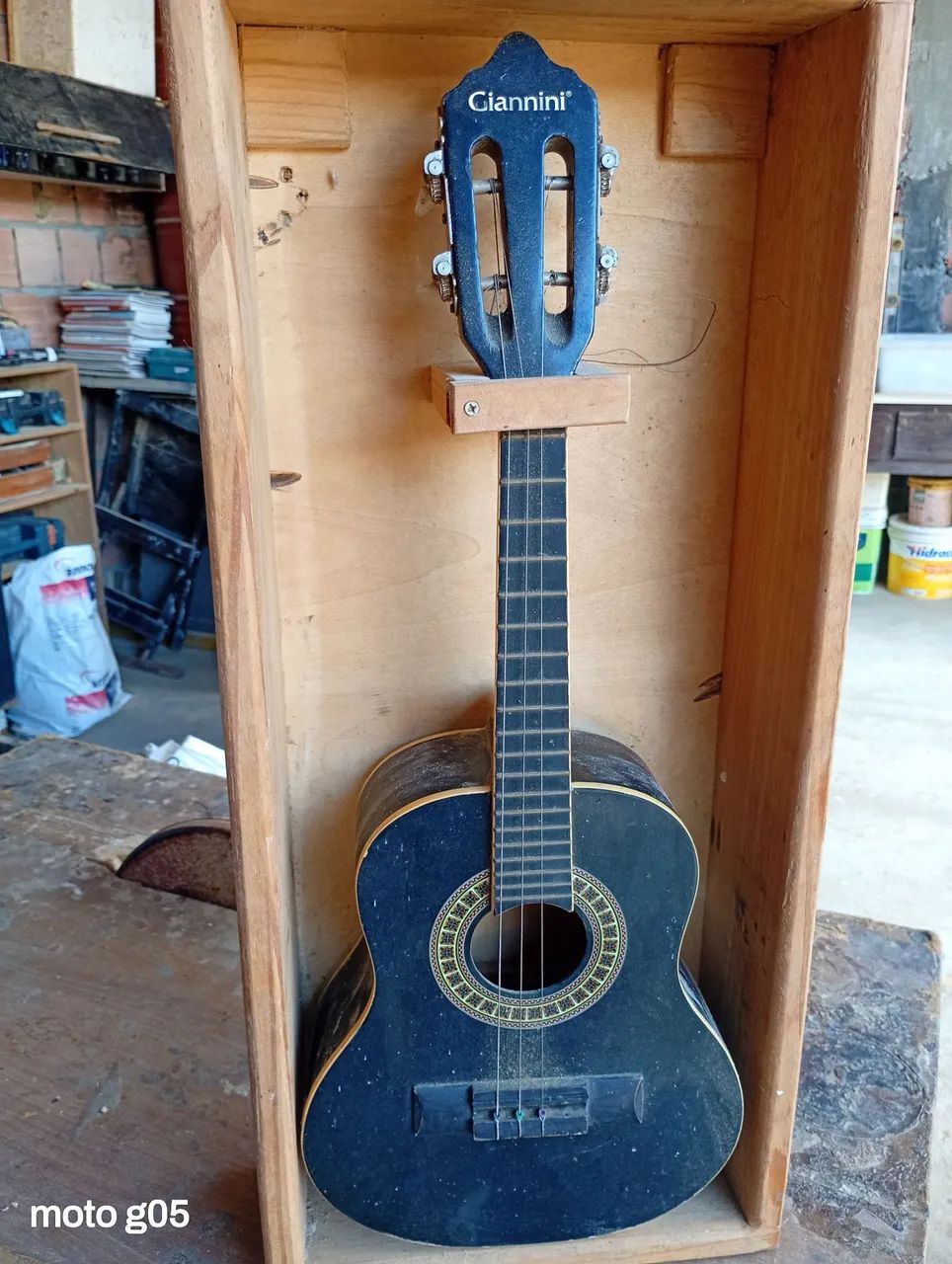 Cavaquinho.