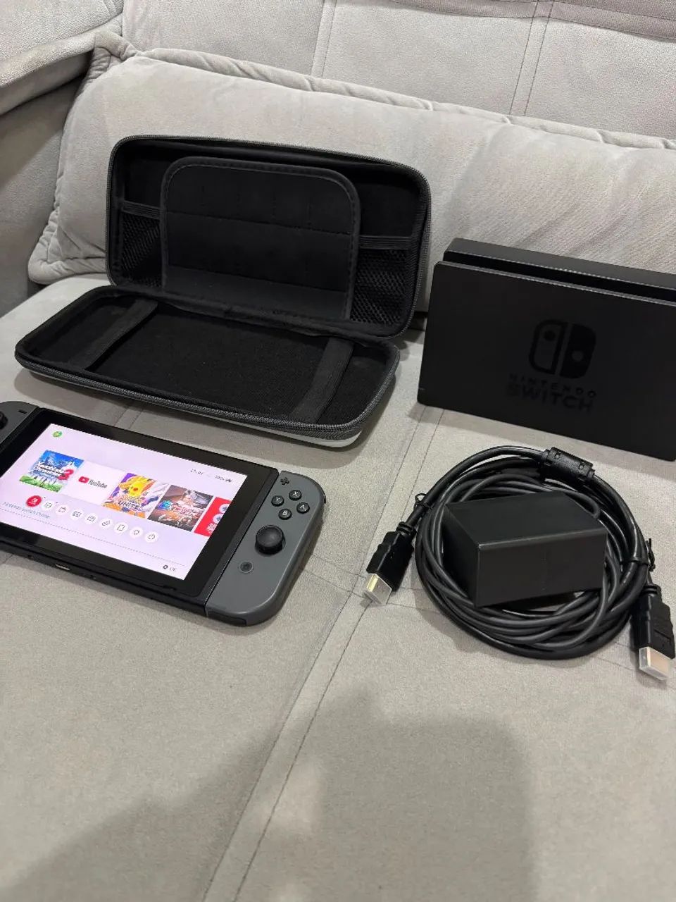 Nintendo Switch com Joy-Con Cinza + Dock + Case - Foto 5