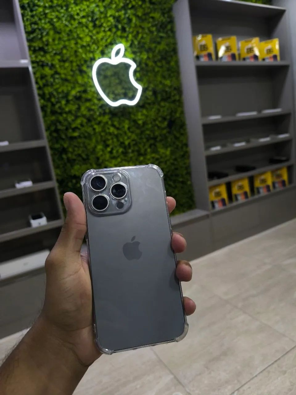 iPhone 15 Pro Max