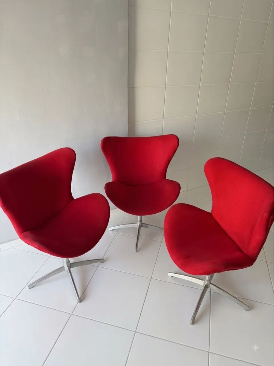 3 Cadeiras decorativas estilo swan  - Foto 2