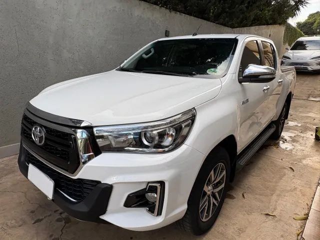 Toyota Hilux Hilux CD SRX 4x4 2.8 TDI 16V Diesel Aut. 2016