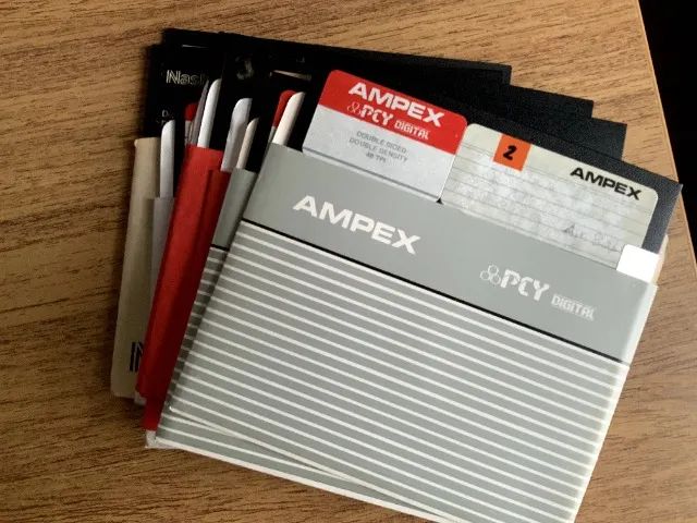 Lote de Disquetes 5 1/4 para computador MSX e Commodore - Foto 2