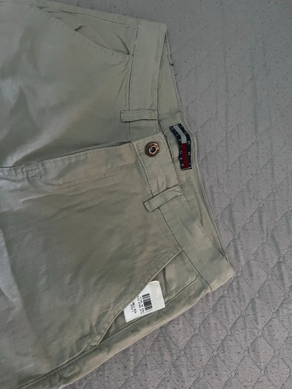 Calça sarja, nunca usada. 