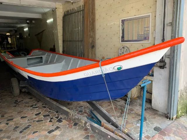 Barco Fibra Borda Alta quebra ondas 6,50 metros 21 pés