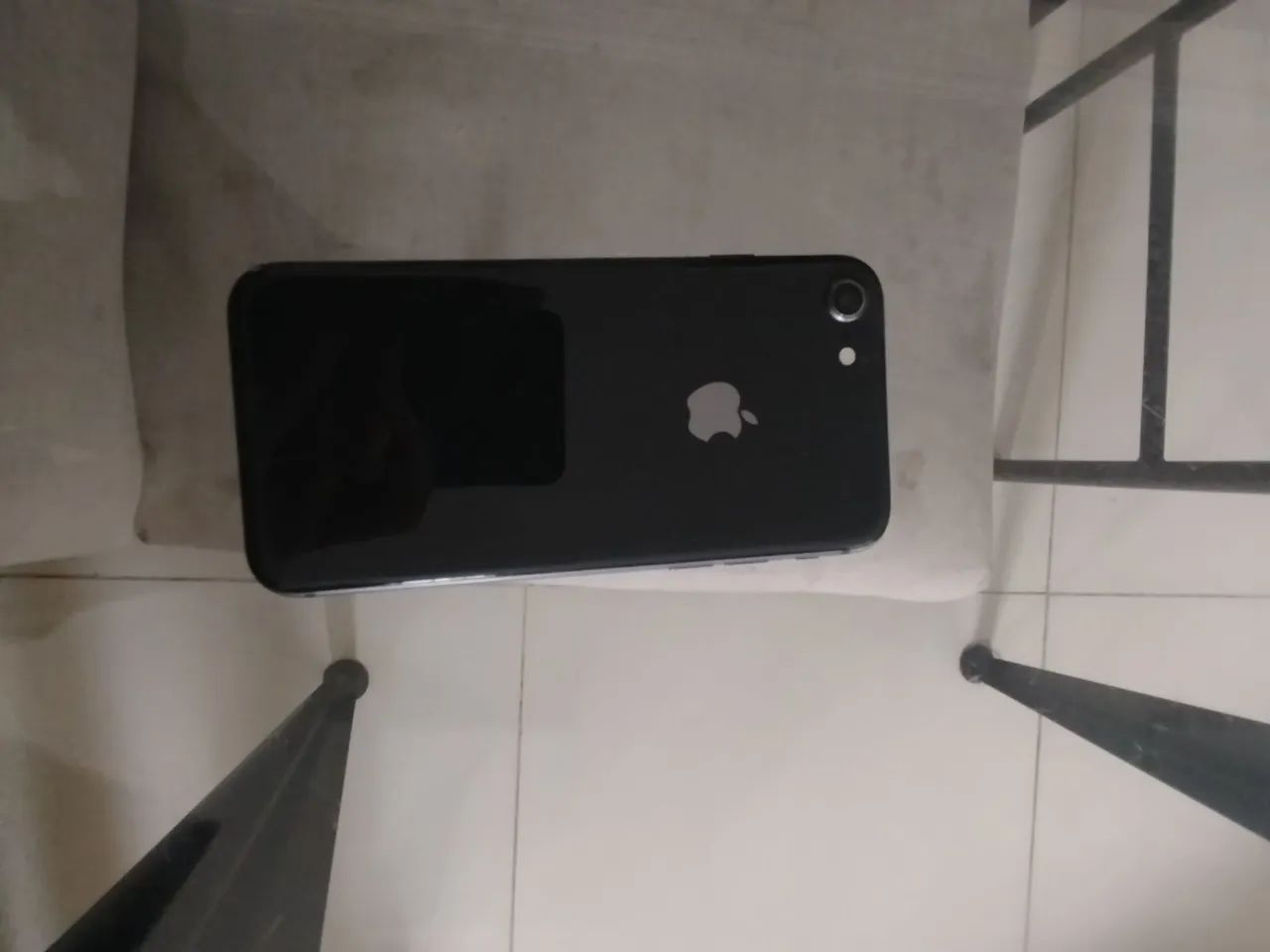 iPhone 8