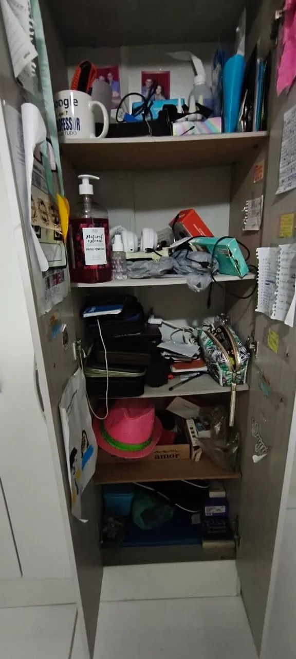 Móvel branco 4 portas para guardar objetos. - Foto 2