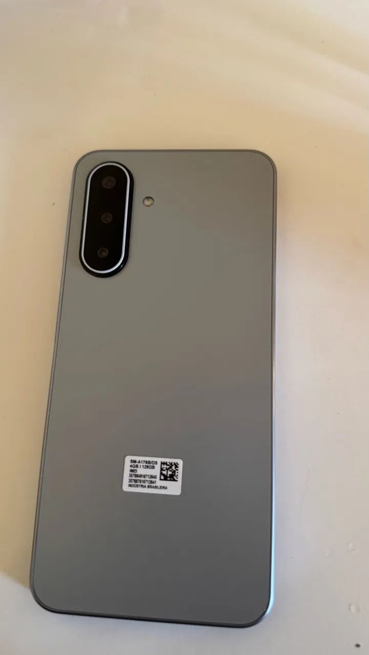 Samsung Galaxy A17 128G - Foto 3