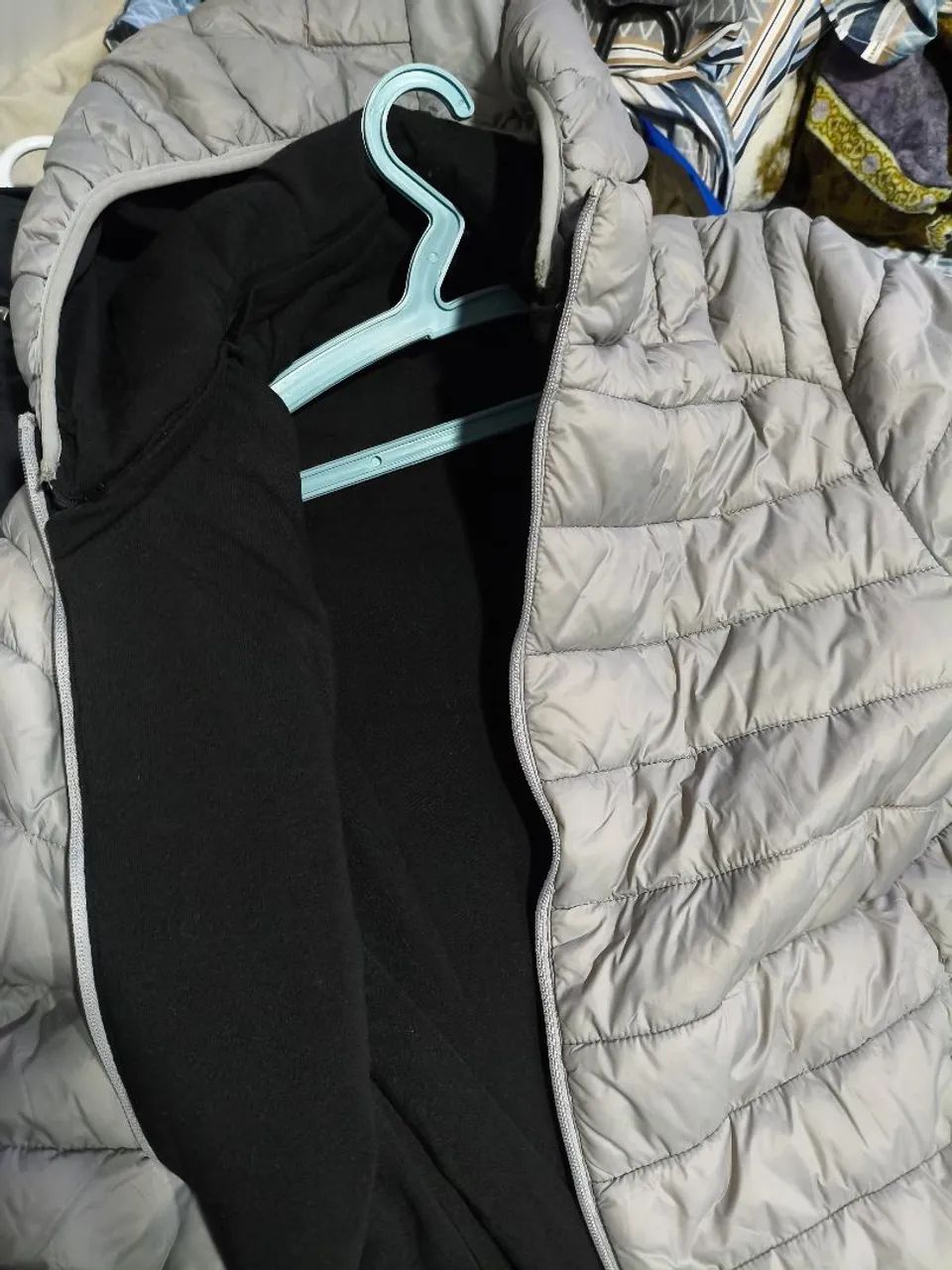 Jaqueta dupla face cinza e preto M grande - Foto 3