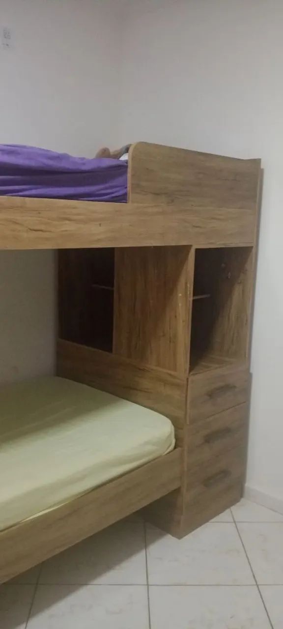 Vendo beliche com 3 gavetas e os colchões. - Foto 2