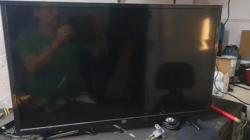 tv hq32