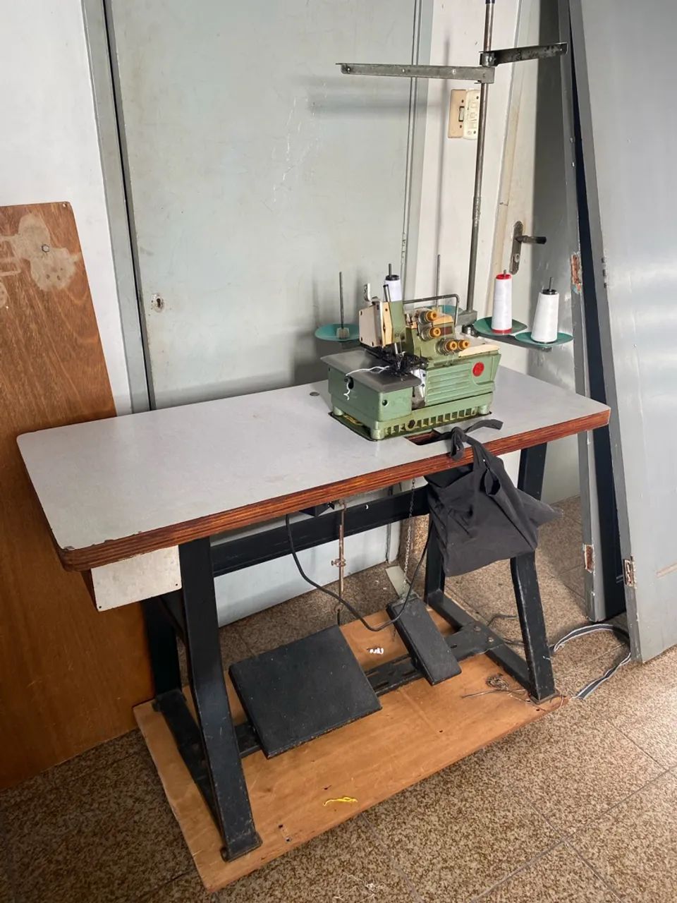 Máquina overloque  - Foto 4