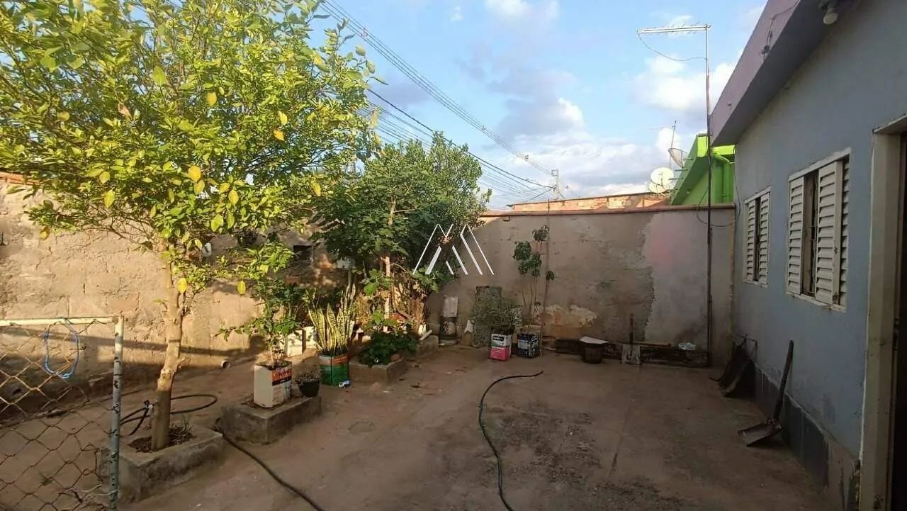 Vendo casa em Itaúna em excelente localização! - Foto 5