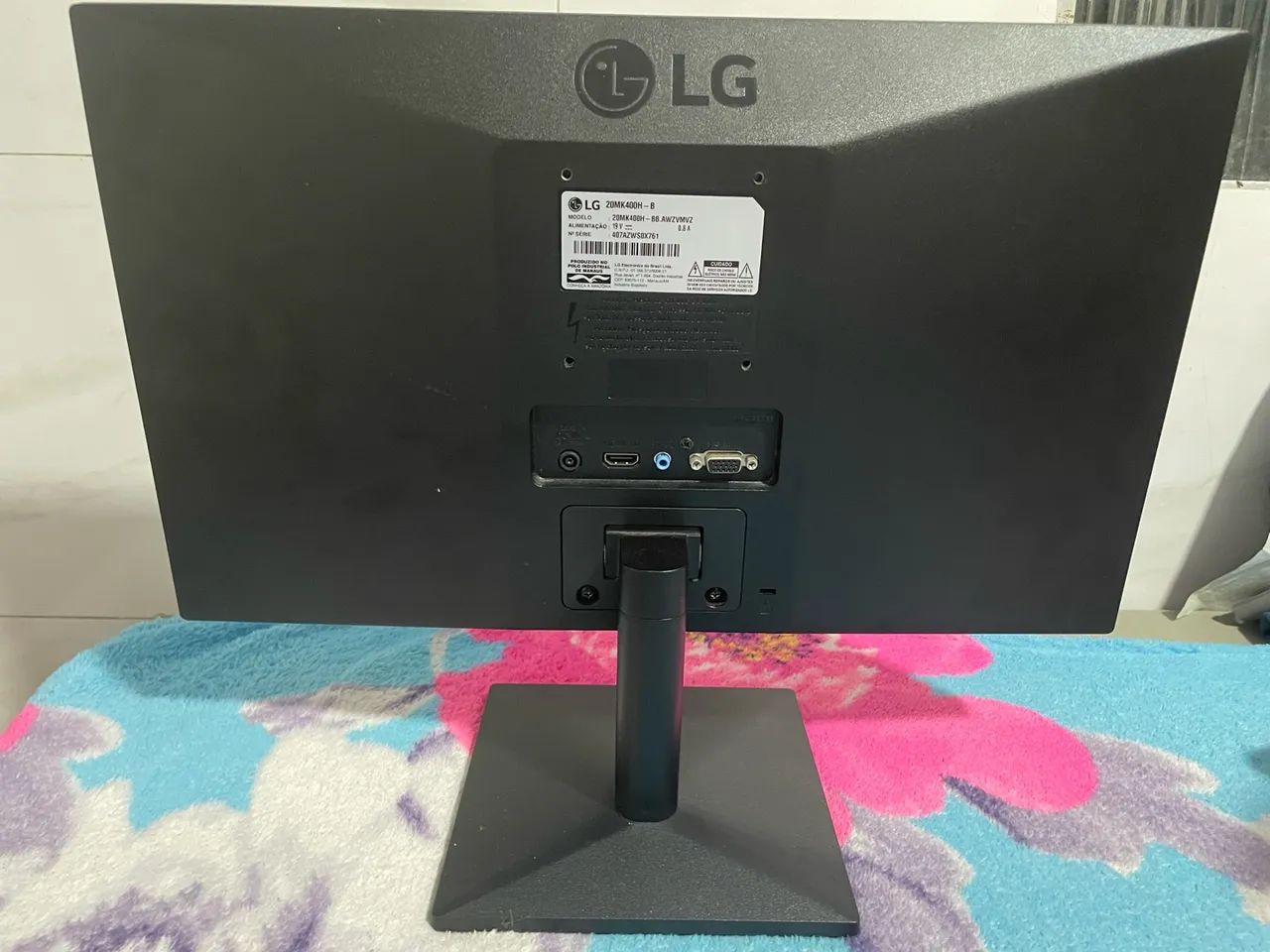 Monitor LG 20 - 75 HZ - Foto 2