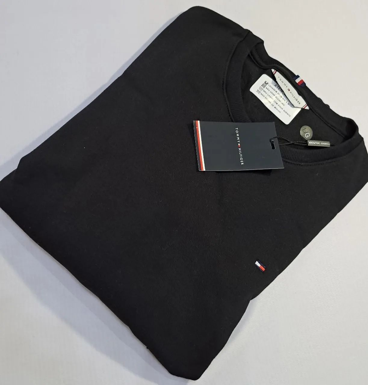 Blusa Moletom Tommy Hilfiger Preta - Foto 3