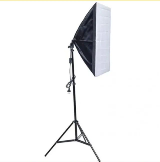 Softbox 60x60 + tripé 2 metros 