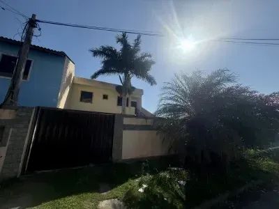 CASA COM 2 QUARTOS + 1 SUITE NA PISCINA - Foto 2