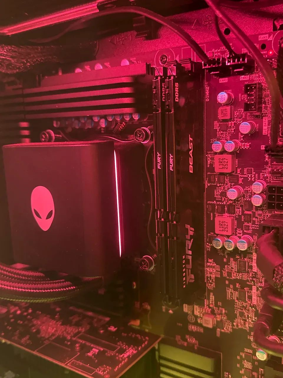PROCESSADOR AMD RYZEN 7 9800X3D 96MB CACHE 8 NUCLEOS 16 THREADS AM5 - Foto 3