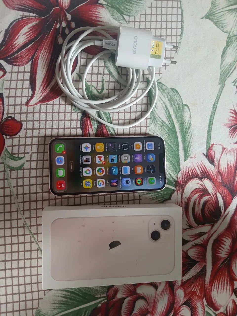 iPhone 13 de 2.300 - Foto 2