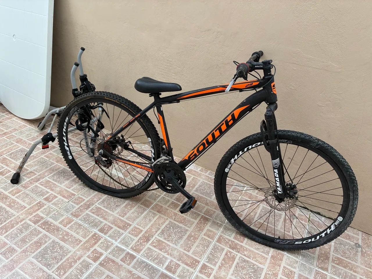 BICICLETA COM SUPORTE PARA CARRO HACK
