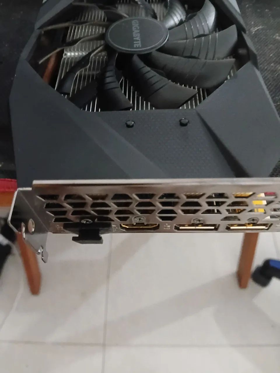 2060 gigabyte - Foto 2