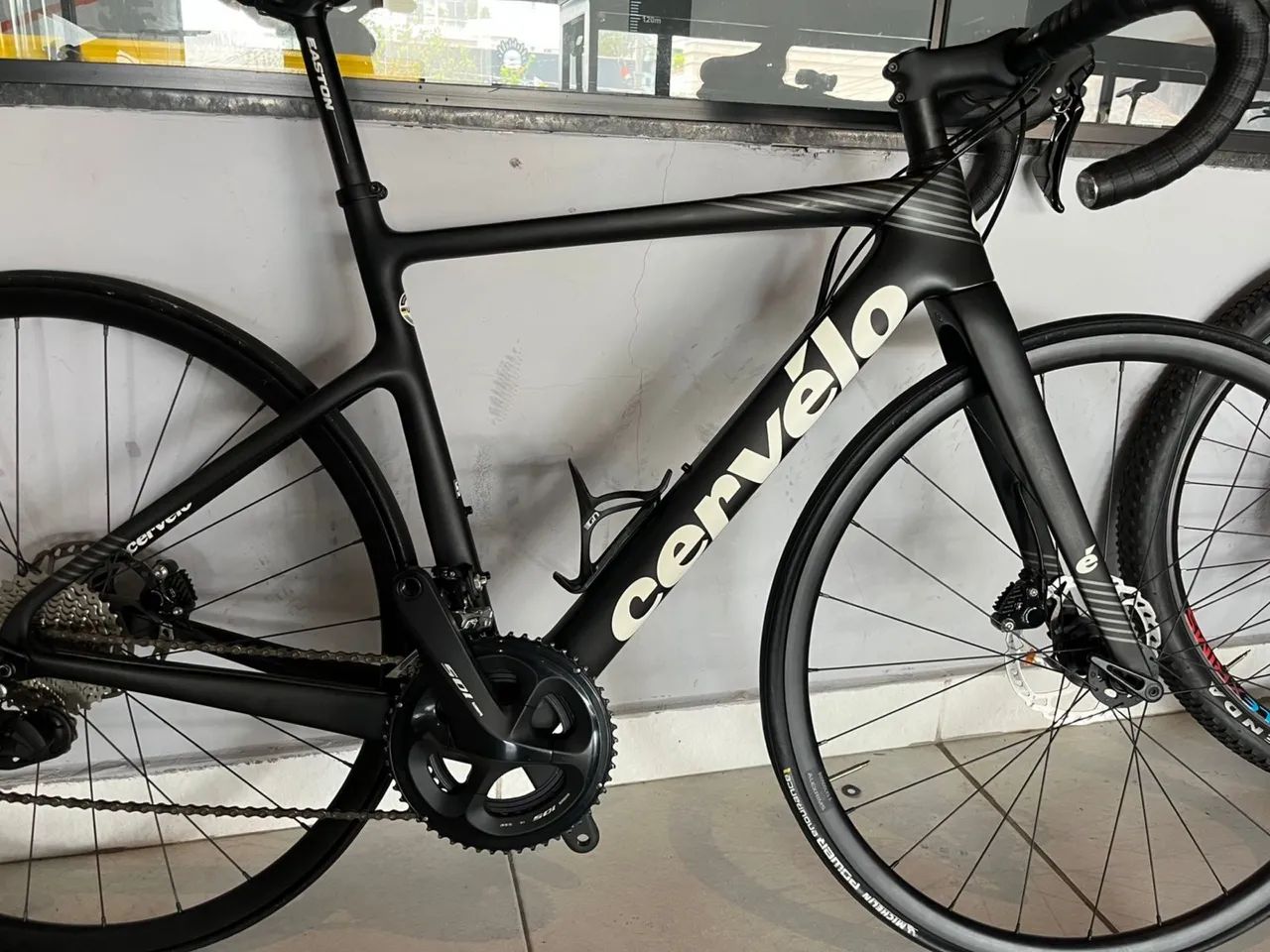 Bicicleta Speed Cervelo Caledonia 2022 - Foto 4