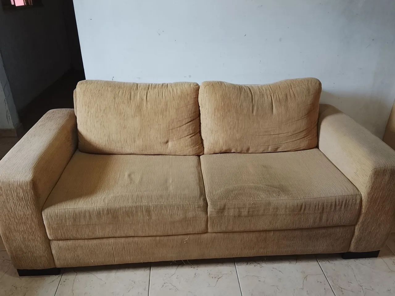 Sofá grande em ótimo estado