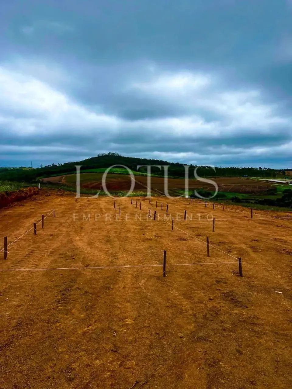 83C- OPORTUNIDADE DE TERRENOS EM COTIA