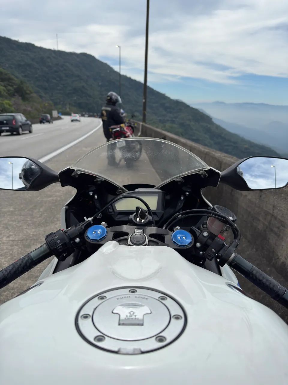 CBR 1000 RR  - Foto 4