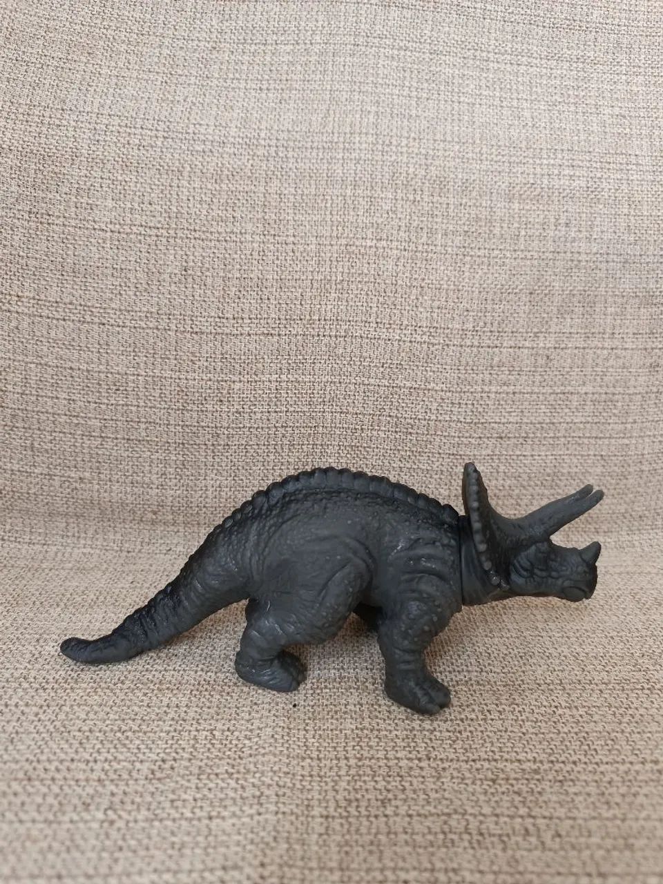 Kit dinossauros de borracha / brinquedo  - Foto 5