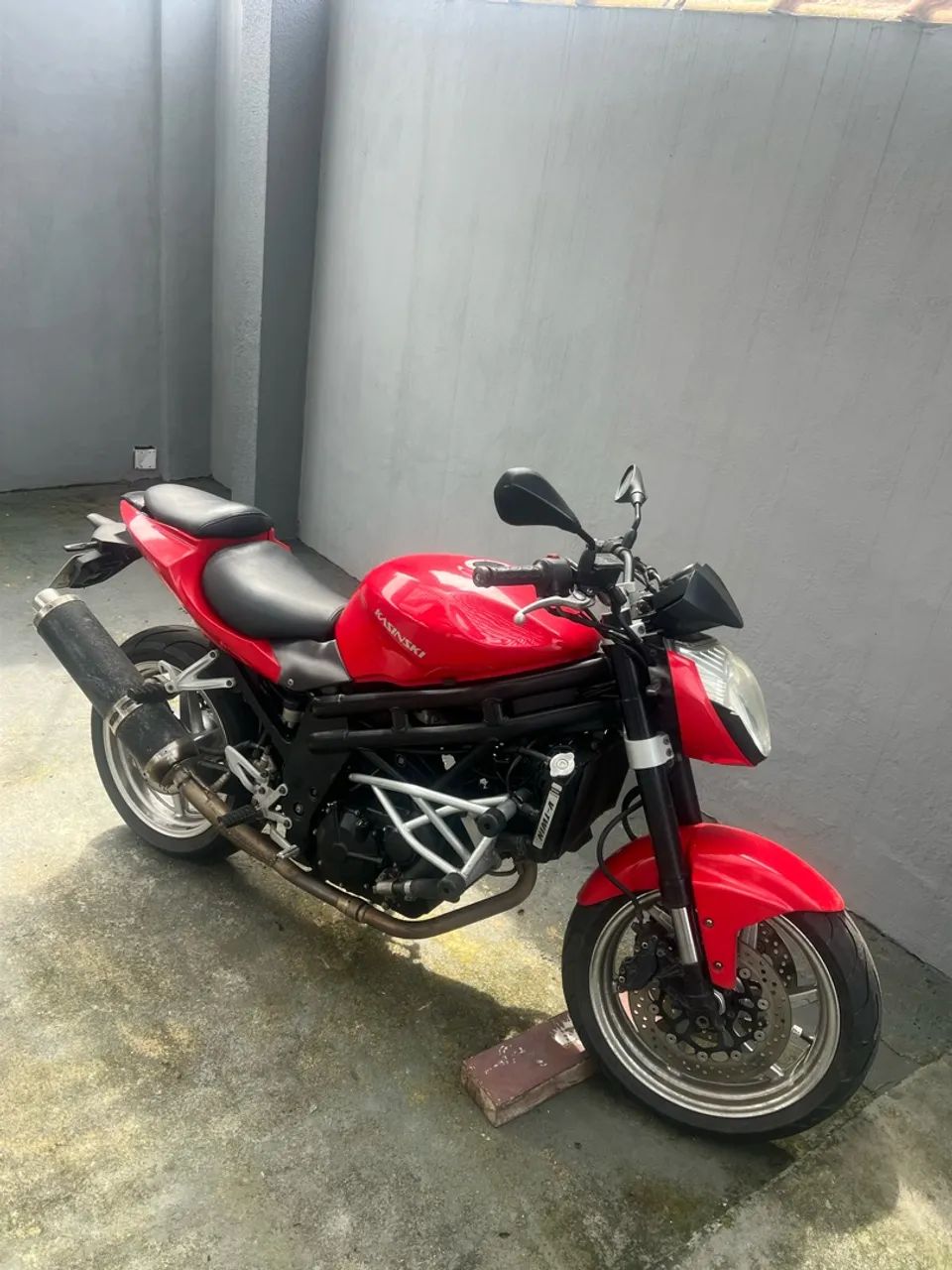 Comet 650 - Foto 3