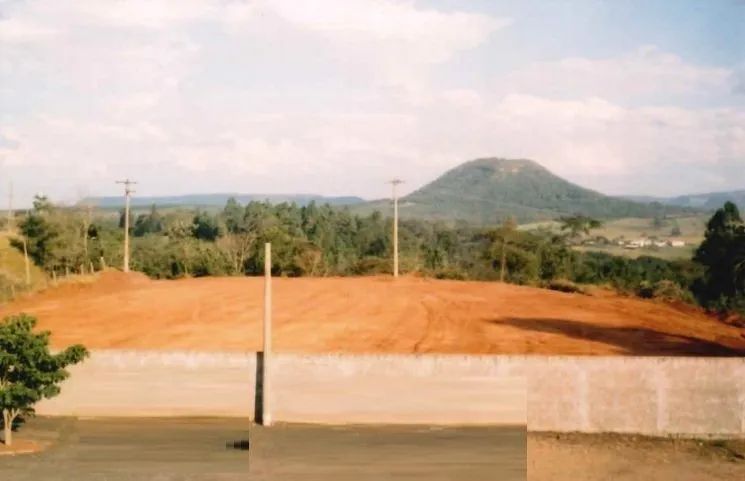 Terreno Padrão em Itirapina - Foto 2