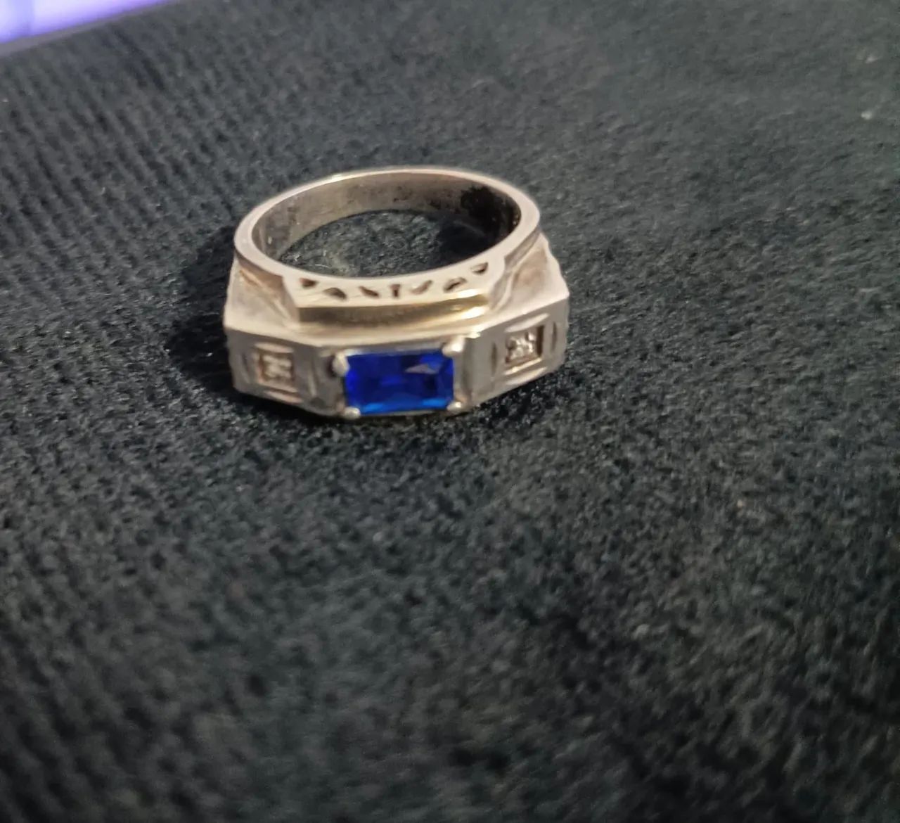 Anel de prata 950 com preta azul safira 