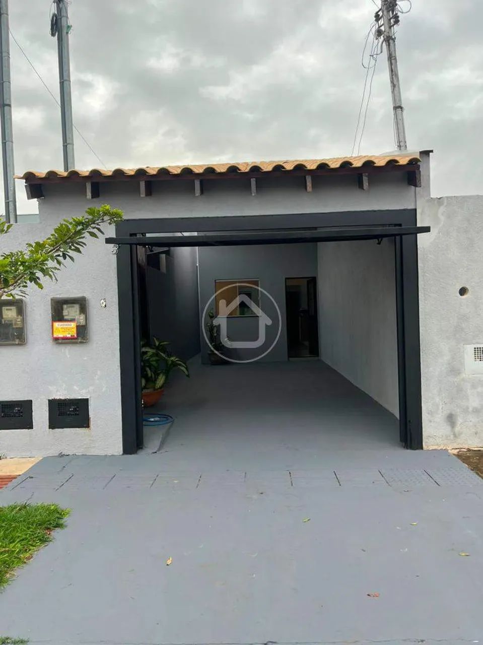 CASA COM 2 DORMITORIOS E ENERGIA SOLAR - Foto 2